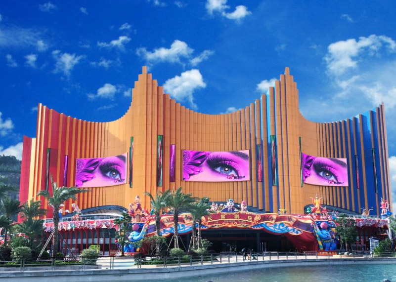 星空电竞显示倾情打造珠海长隆剧院户外创意显示屏